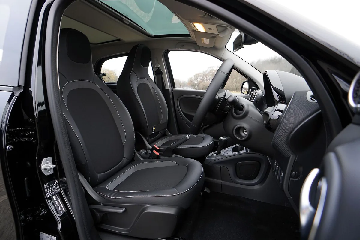 Vehicle Biohazard Cleanup in England, AR